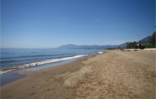 Two-Bedroom Apartment in Marbella - image 14