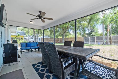 Sunshine and Serenity in Palm Harbor (Florida)