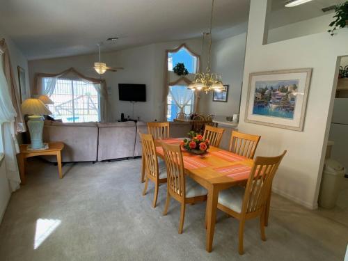 Private Pool Villa - Southern Dunes Golf Community in Haines City, USA