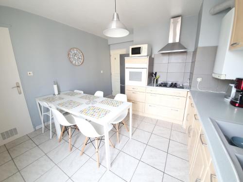 Appartement dans résidence calme (Appartement dans residence calme) in Óceánparti