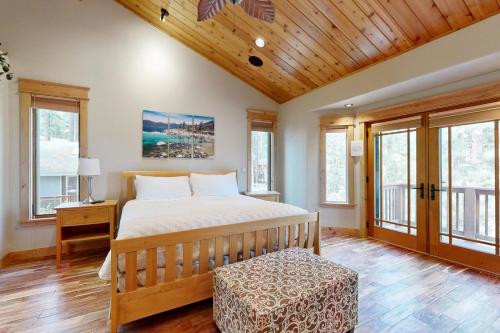 High Meadows Gem in Tahoe Valley