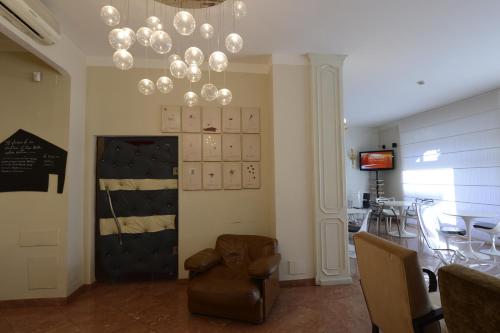 Hotel Tourist - image 13