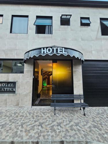 . Hotel Platina