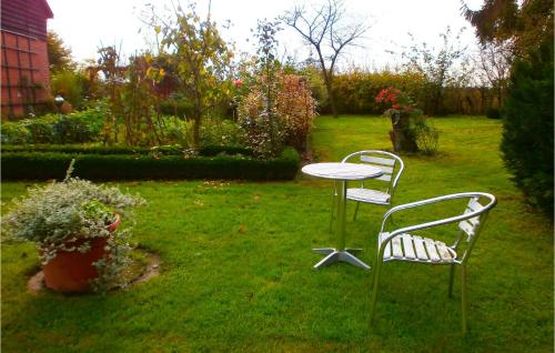 Kert, Nice Apartment In Thulendorfsagerheide in Thulendorf