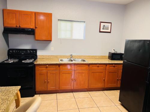 Twin room, kitchen