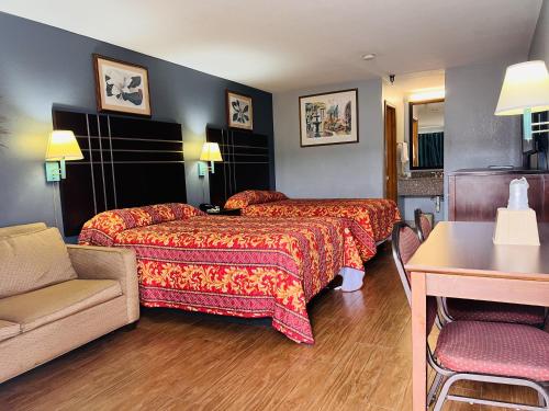 The Shades Motel - image 11