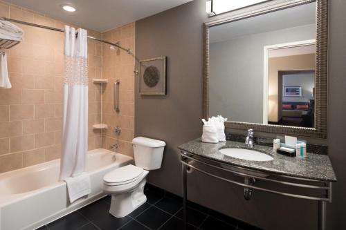 Hampton Inn and Suites Ogden - image 7
