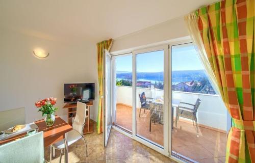 Gemütliche Ferienwohnung 3 mit Meerblick Gemütliche Ferienwohnung 3 mit Meerblick