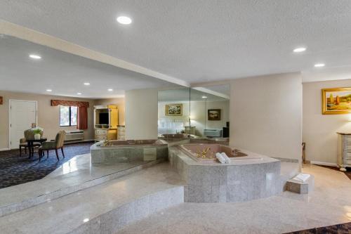 Americas Best Value Inn Torrington CT in ทอริงตัน (คอนเนตทิคัต)