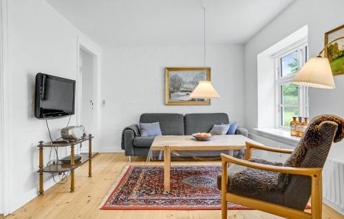  4 Bedroom Cozy Home In Kolind in Kolind