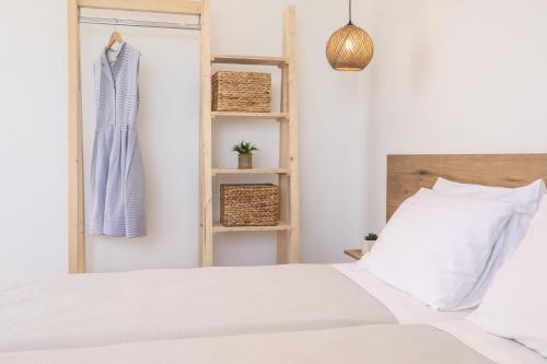 Magdachris Beachfront Rooms - image 6