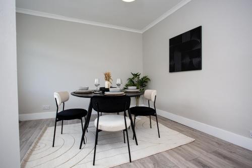 Vacant Nests The Attwood Smart Tv Wifi Vacant Nests The Attwood Smart Tv Wifi