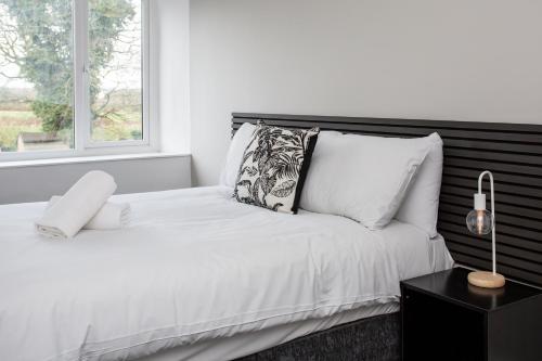 Vacant Nests The Attwood Smart Tv Wifi Vacant Nests The Attwood Smart Tv Wifi