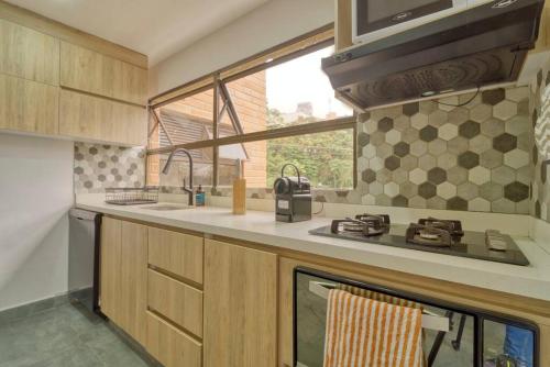 Three-Bedroom Apartment image 5