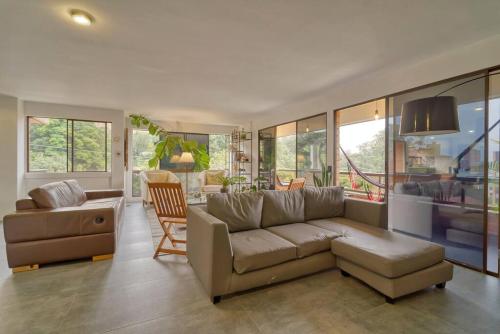 Three-Bedroom Apartment image 4