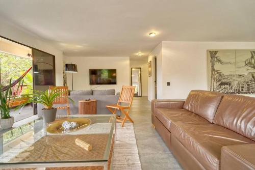 Three-Bedroom Apartment image 1
