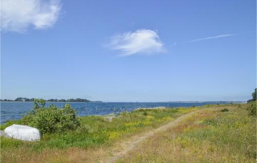 Lovely Home In Askeby With Wifi