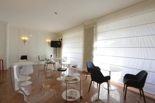 gedeelde lounge/tv-ruimte, Hotel Tourist in Turin