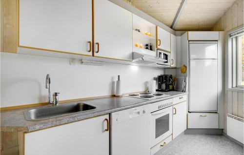 virtuve, Holiday Home Spurvestræde in Dannemare