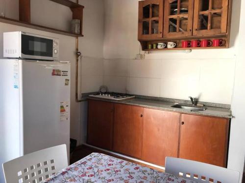 One-Bedroom Apartment image 6