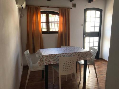 One-Bedroom Apartment image 1