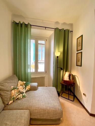 Apartment with partial view on Como Lake, Blevio (foto 4)