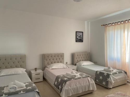 Quiet one bedroom apartament- Dajti view, Tirana (photo 4)
