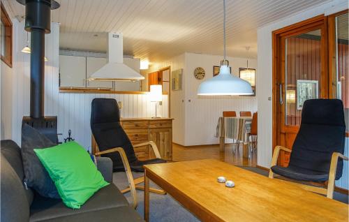 Amazing Home In Nexø With Wifi in Snogebaek