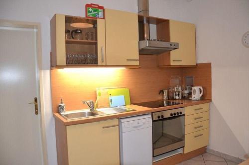 Schöne Wiener Altbauwohnung - image 6