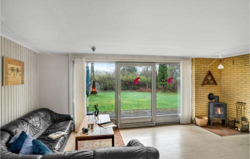  Gorgeous Home In Vejby With Kitchen in Vejby