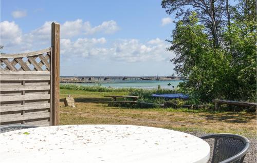 View, Nice Home In Nexø With Wifi in Snogebaek