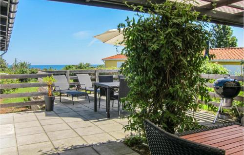 A szálláshely kívülről, 2 Bedroom Stunning Apartment In Allinge in Sandvig