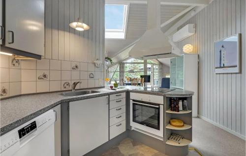 virtuve, Holiday Home Filosofstræde Dannemare V in Dannemare