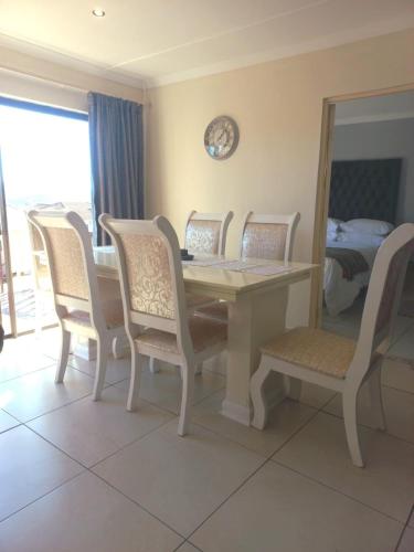 Mangenas Maison in แอบบอทส์ฟอร์ด