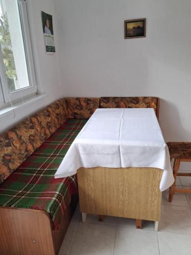 Iekārtas, Katerci in Trigrad