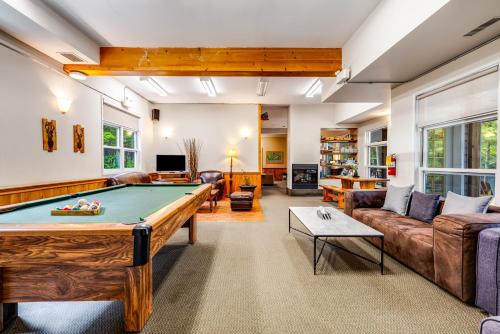 娛樂設施, Muskoka Waterfront Retreat in 德懷特 (ON)