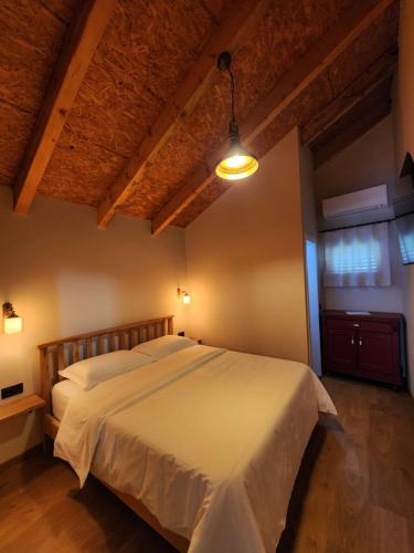 Guesthouse Te Avllia in Tepelenë