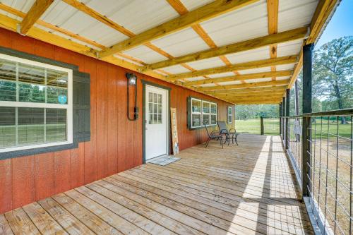 Secluded Broken Bow Cabin with Fishing Pond and Views! Secluded Broken Bow Cabin with Fishing Pond and Views!