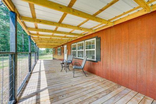 Secluded Broken Bow Cabin with Fishing Pond and Views! Secluded Broken Bow Cabin with Fishing Pond and Views!