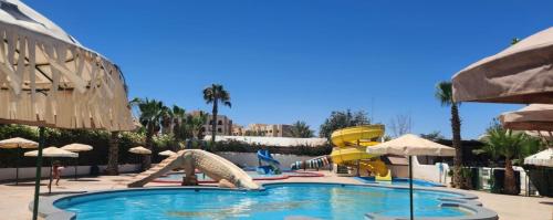 parque acuático, Isly Golf Hotel in Oujda