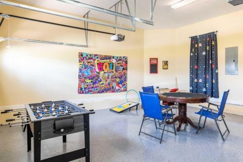 Beaming 5 Bdrm Home with Private Pool at Reunion, Киссимми (фото 4)