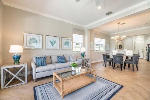 Beaming 5 Bdrm Home with Private Pool at Reunion, Киссимми (фото 10)