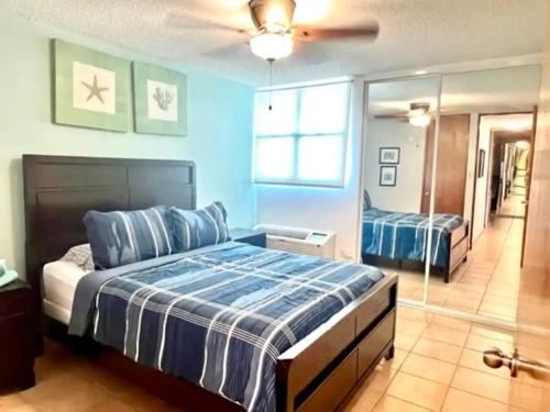 Oceanview Costa del Mar Condo with Pool and Smart TV - image 12