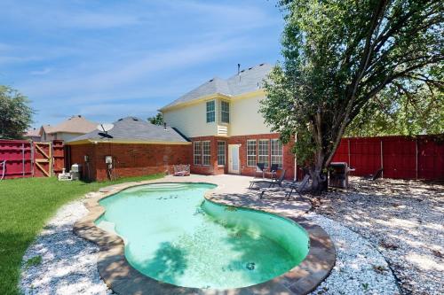 The Corner House in Grand Prairie, USA