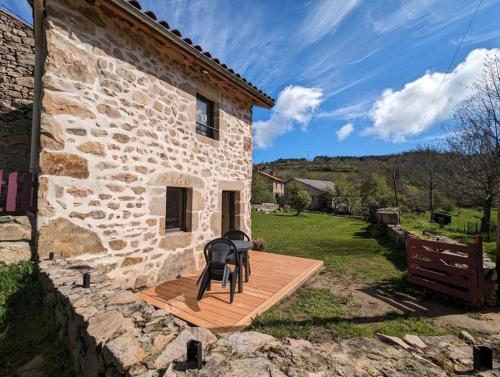 La ptite maison gîte à louer Chaspinhac