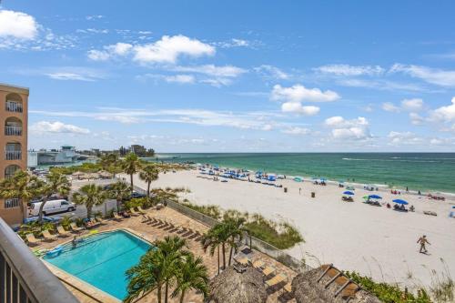 305 Sandy Shores Condos in St Pete Beach, USA