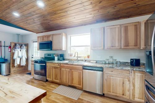 Mountain Estates Retreat in Florissant, USA