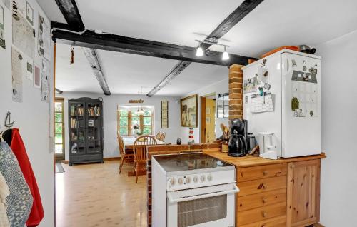 Konyha, 2 Bedroom Stunning Home In Bedsted Thy in Bedsted Thy