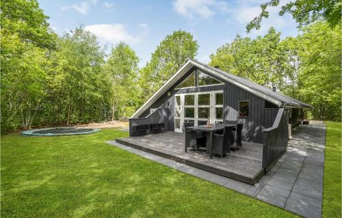  3 Bedroom Stunning Home In Ansager in Ansager