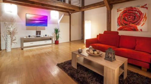 Amazing Charles Bridge Apartment, Prague (photo 5)